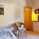 Rosenberg 3* Klotten